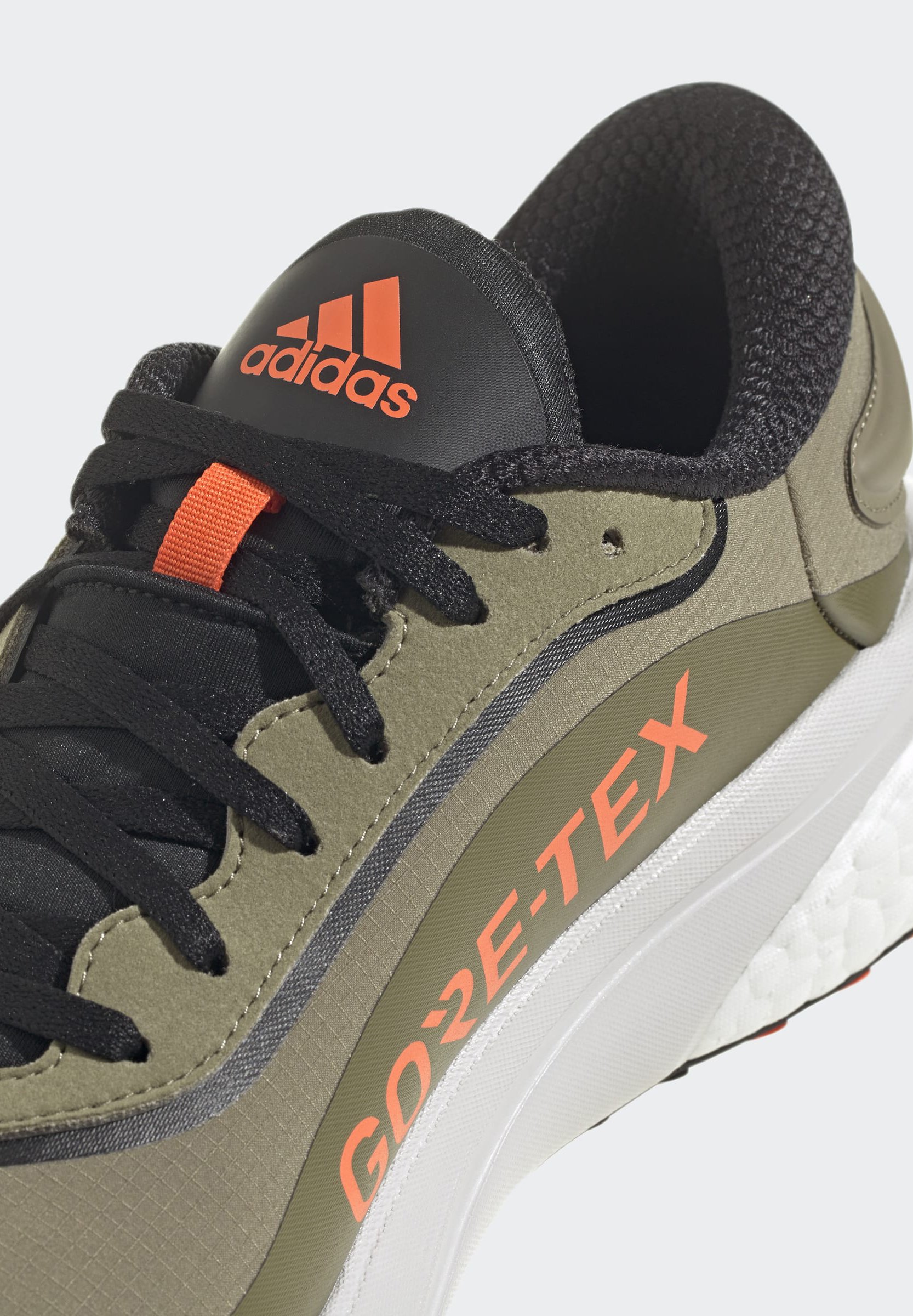 Фото № 5 с приближением к товару «‎Adidas Supernova Gtx M»