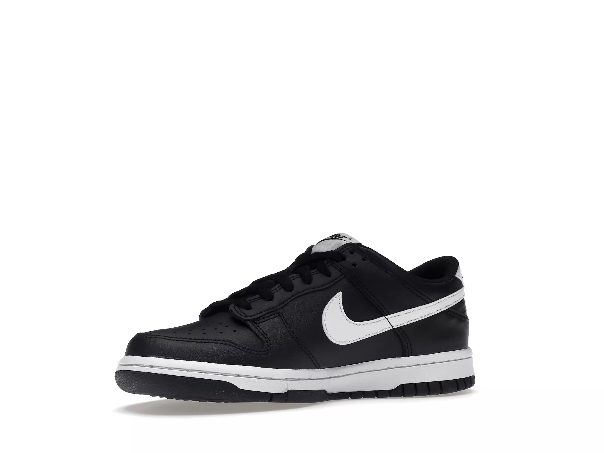 Фото № 3 с приближением к товару «‎Nike Dunk Low Black Panda 2.0 »