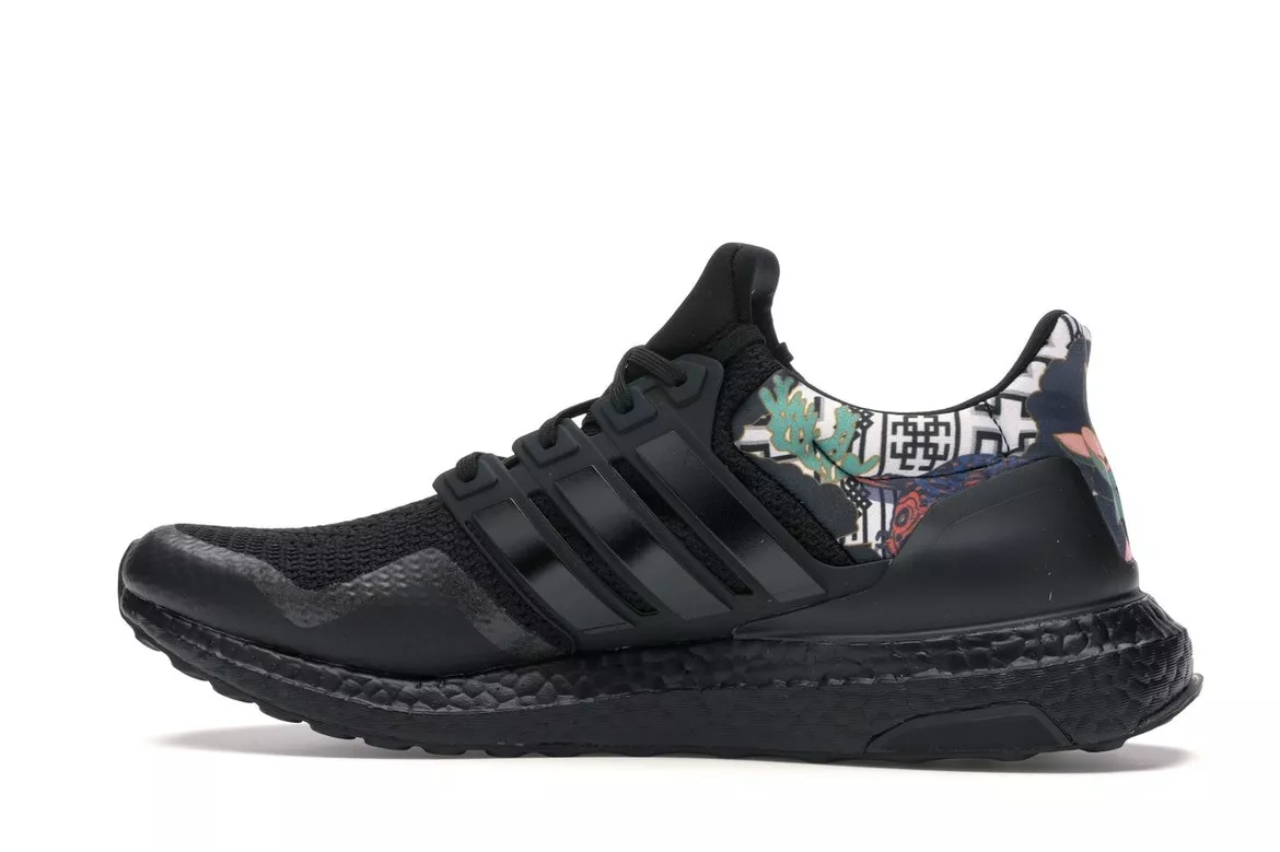 Фото № 5 с приближением к товару «‎adidas Ultra Boost DNA Chinese New Year (2020)»