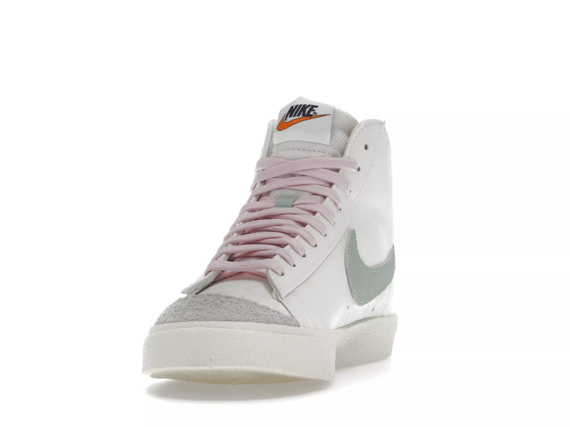 Фото № 2 с приближением к товару «‎Nike Blazer Mid 77 Premium Certified Fresh»
