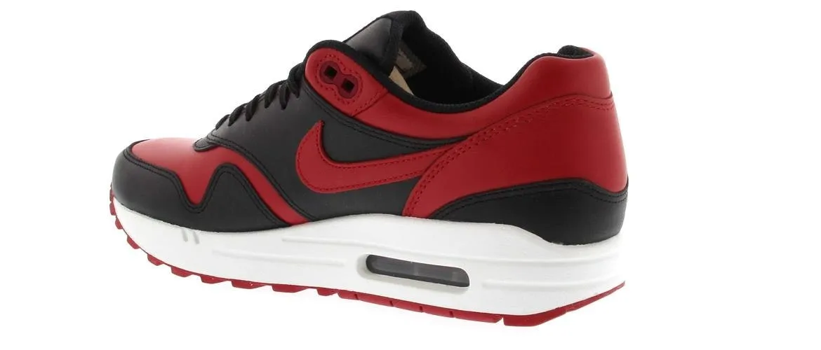 Фото № 3 с приближением к товару «‎Nike Air Max 1 Bred»