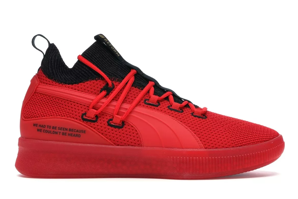 Фото № 1 с приближением к товару «‎Puma Clyde Court REFORM Red»