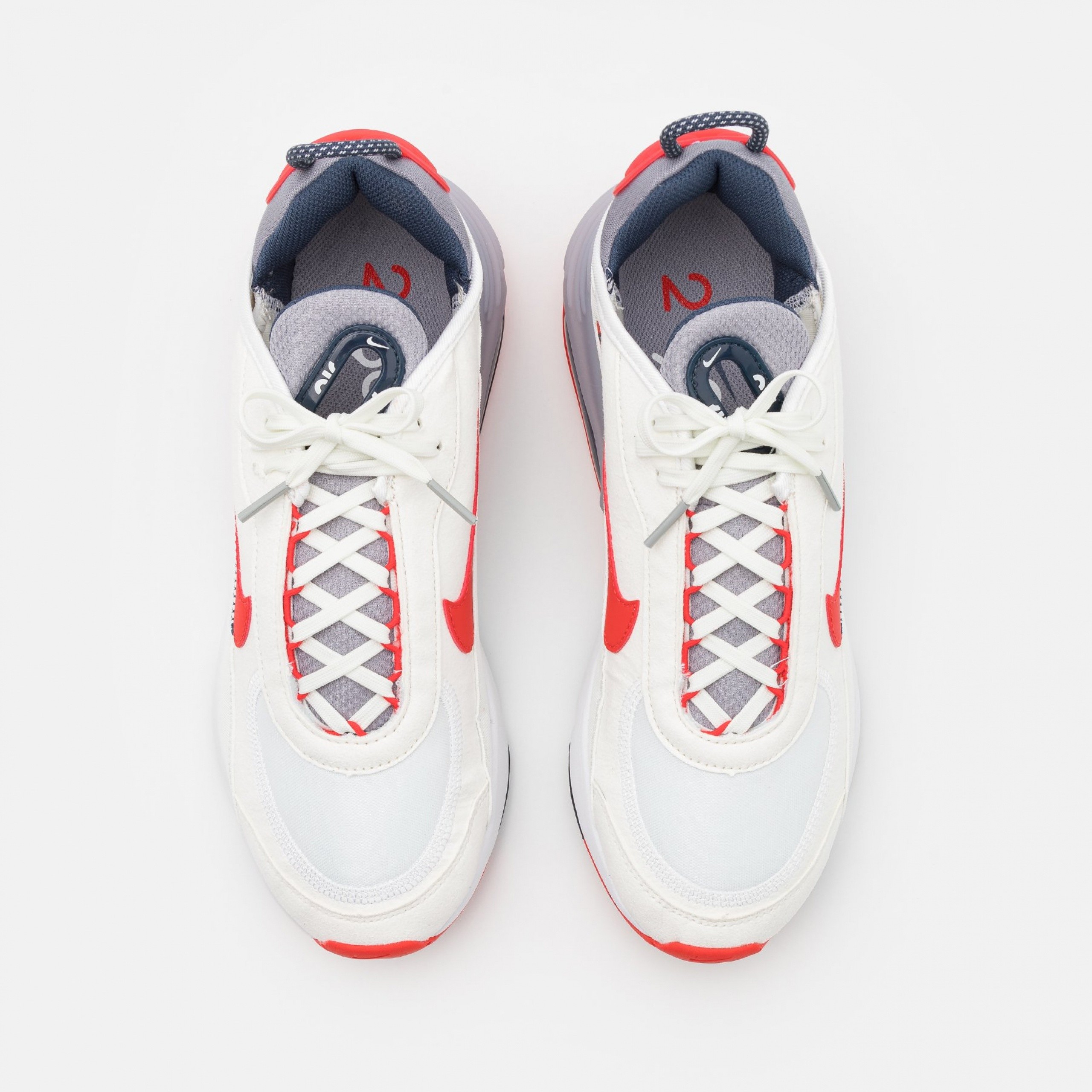 Фото № 4 с приближением к товару «‎Nike Air Max 2090 »