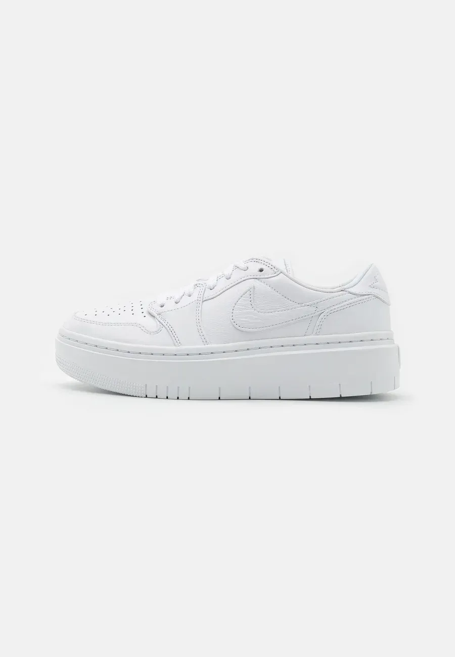Фото № 1 с приближением к товару «‎AIR JORDAN 1 ELEVATE»