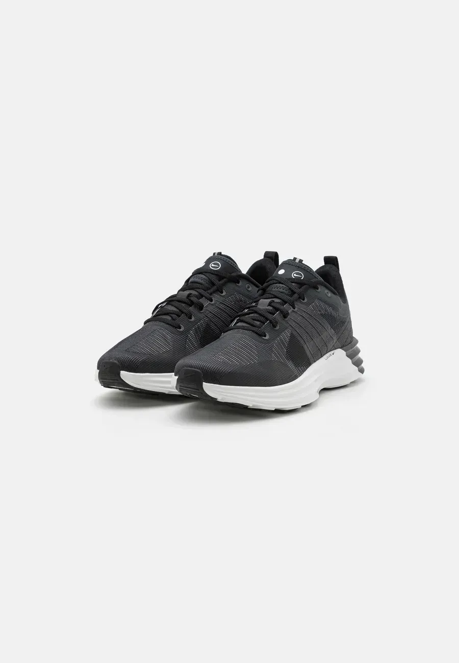 Фото № 2 с приближением к товару «‎LUNAR ROAM UNISEX»