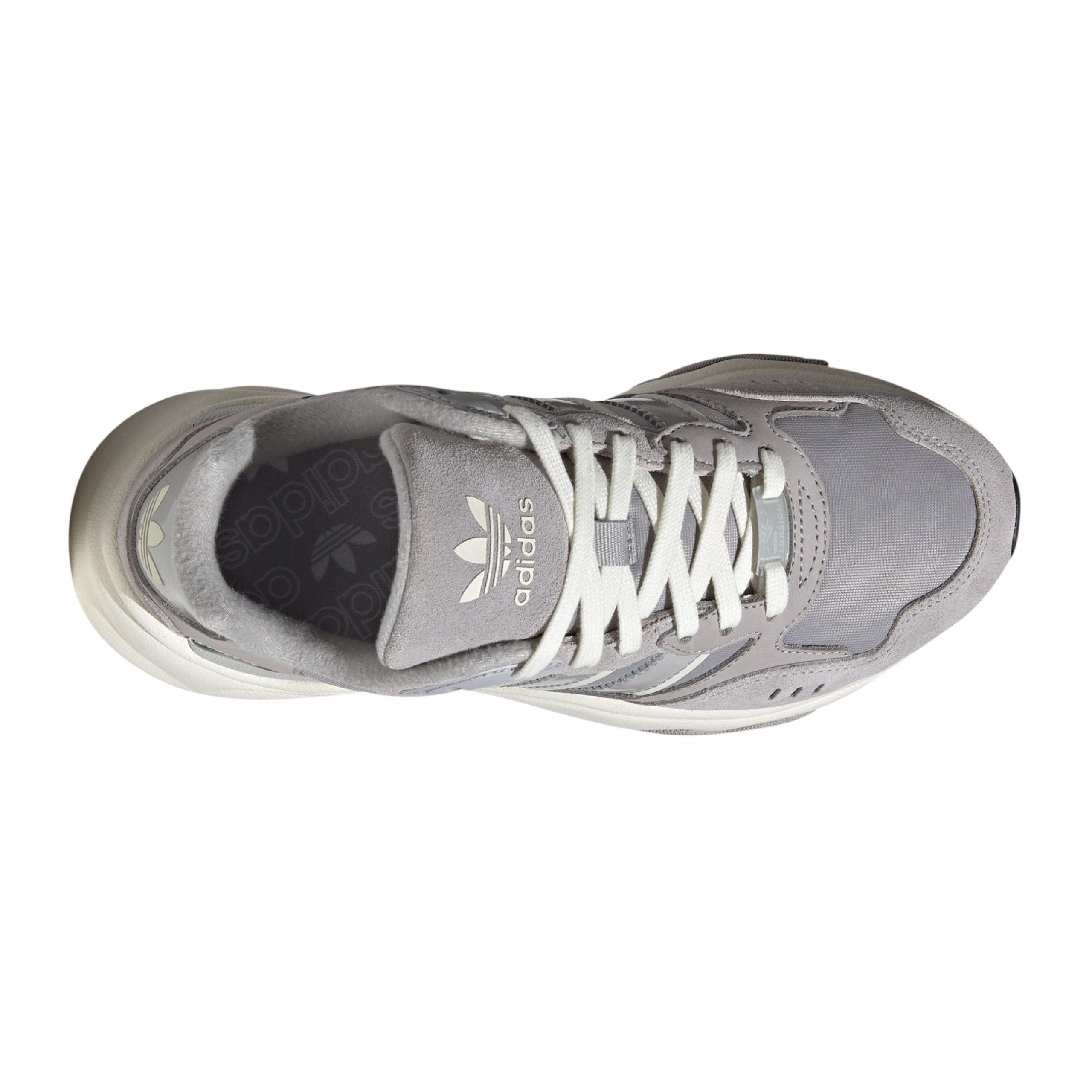 Фото № 3 с приближением к товару «‎Adidas Retropy »