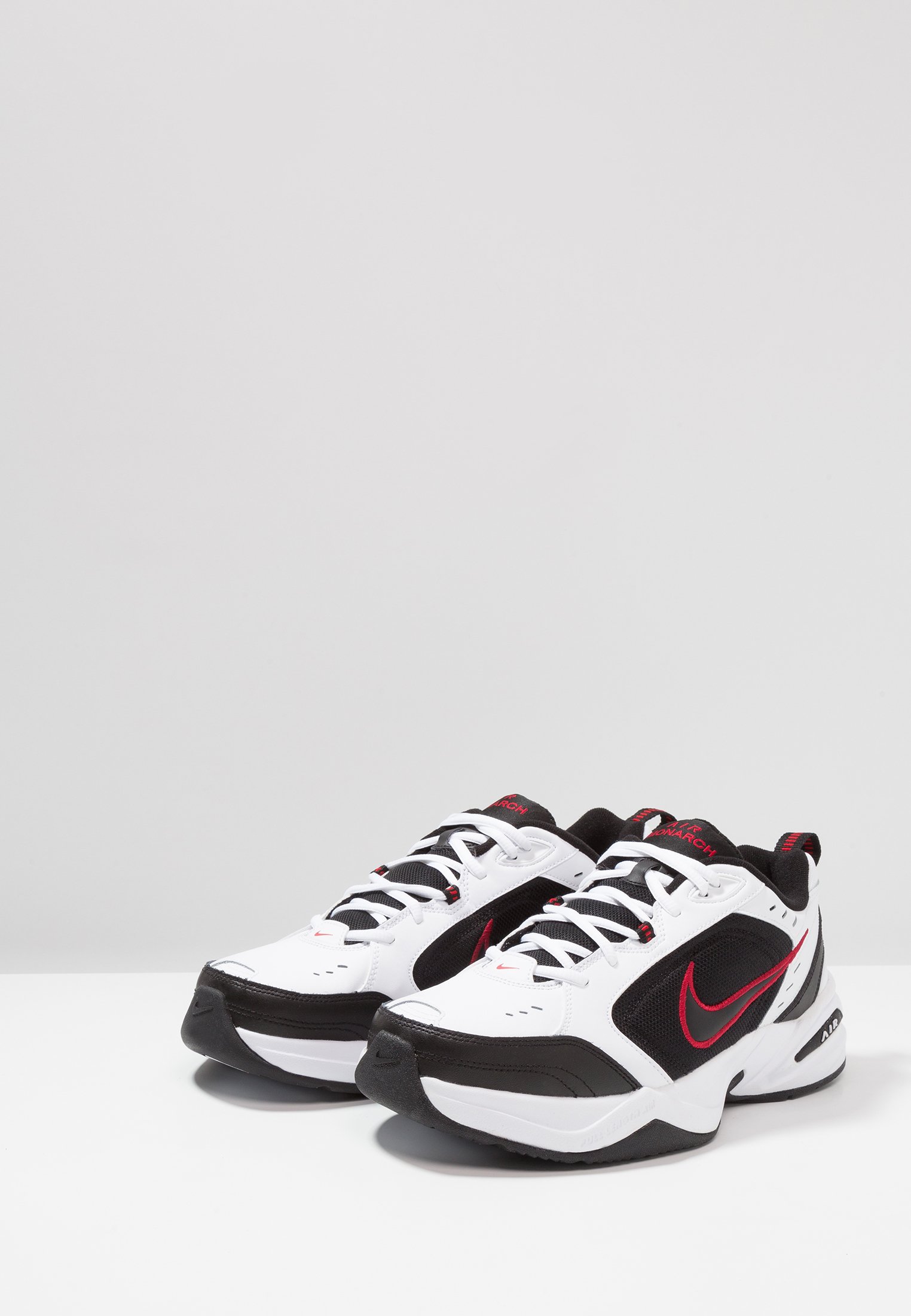 Фото № 3 с приближением к товару «‎Nike Air Monarch IV »