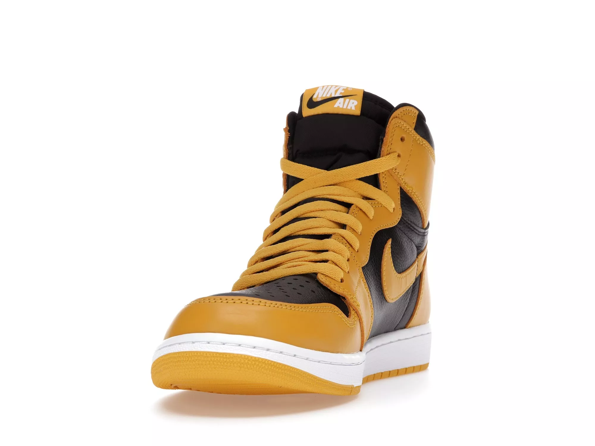 Фото № 2 с приближением к товару «‎Jordan 1 Retro High Pollen»
