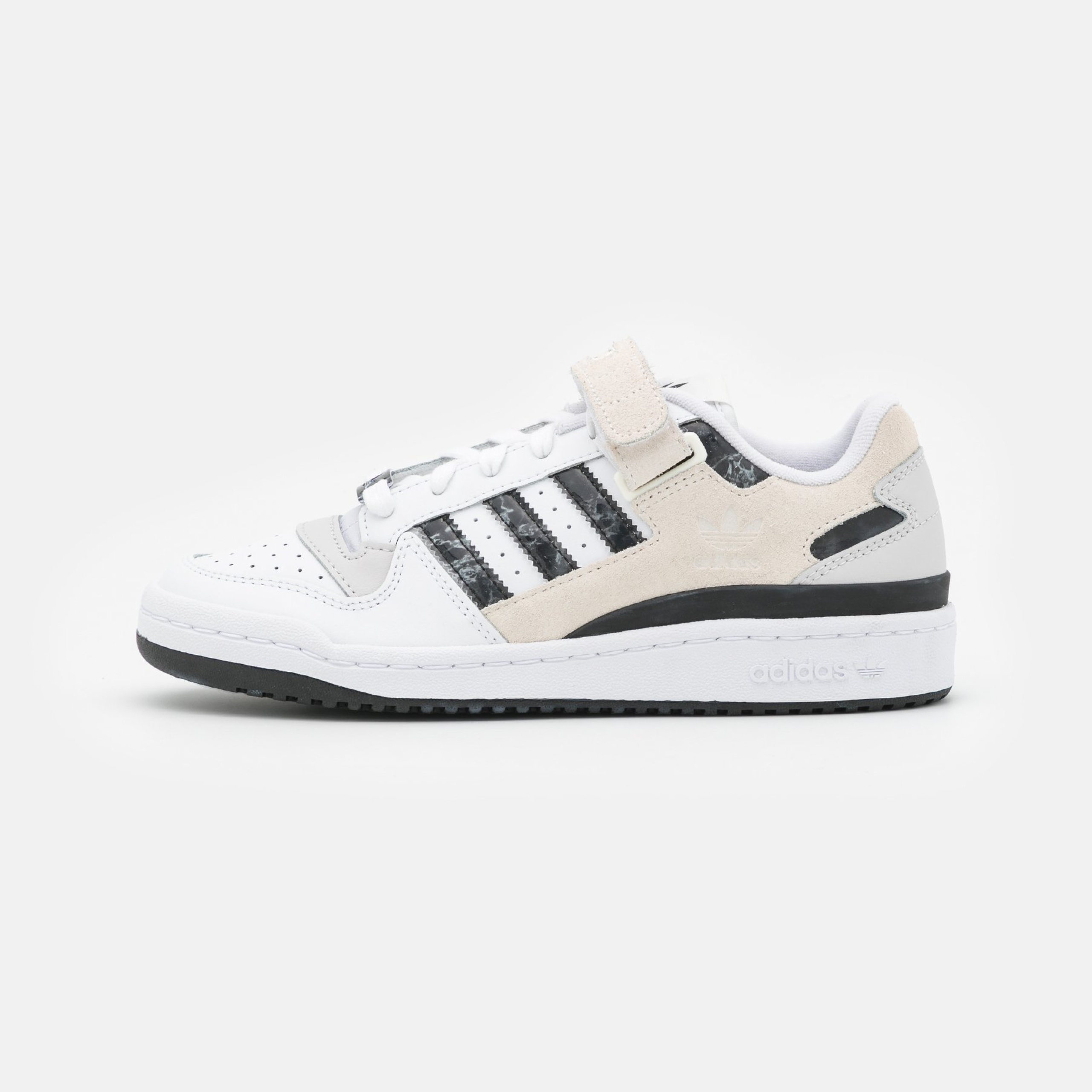 Фото № 1 с приближением к товару «‎Adidas Forum »