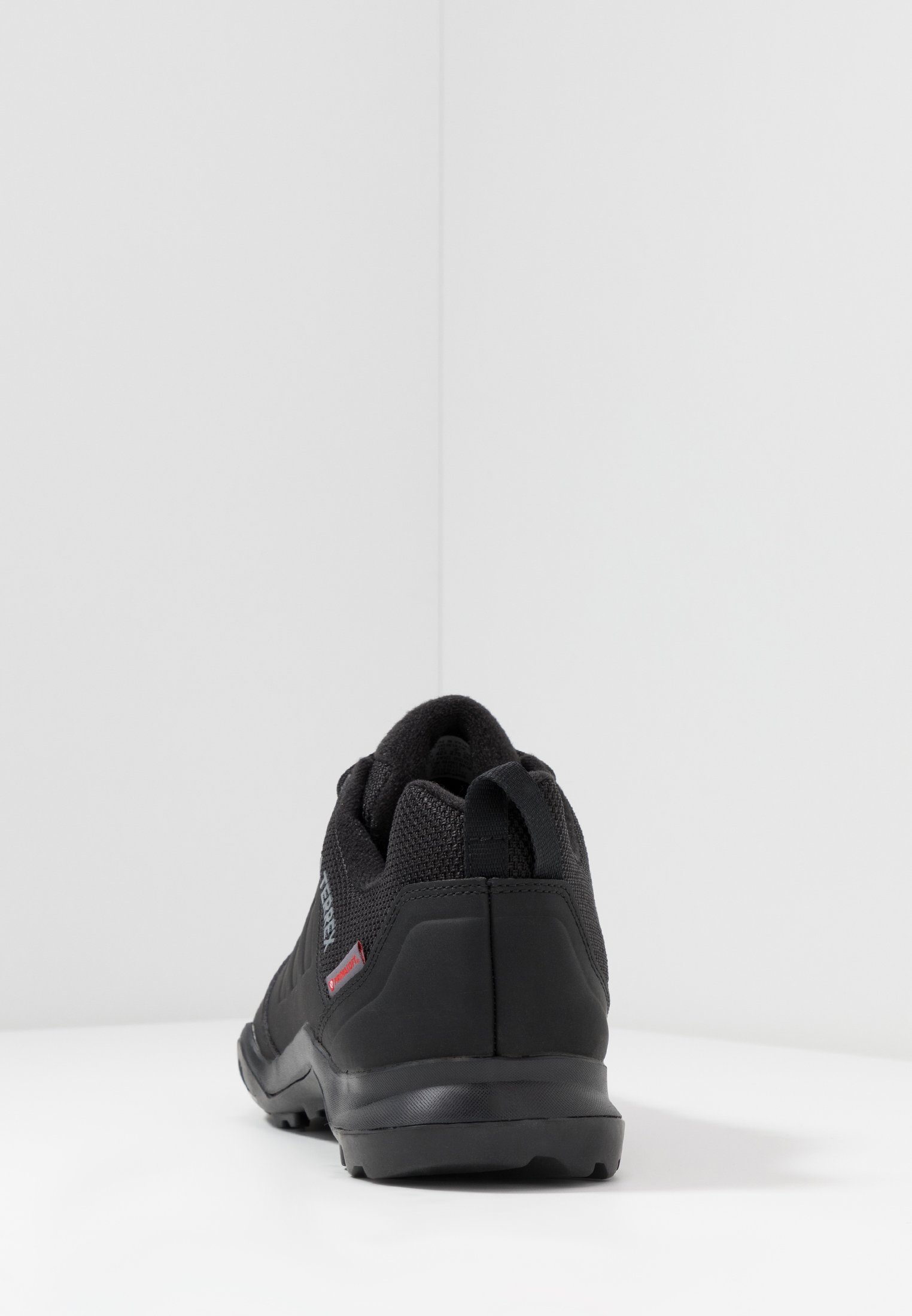 Фото № 5 с приближением к товару «‎Adidas Terrex Ax3 Beta Climawarm »