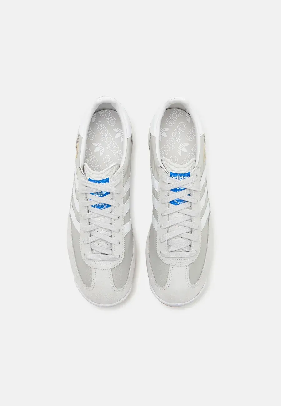 Фото № 4 с приближением к товару «‎SL 72 RS UNISEX»