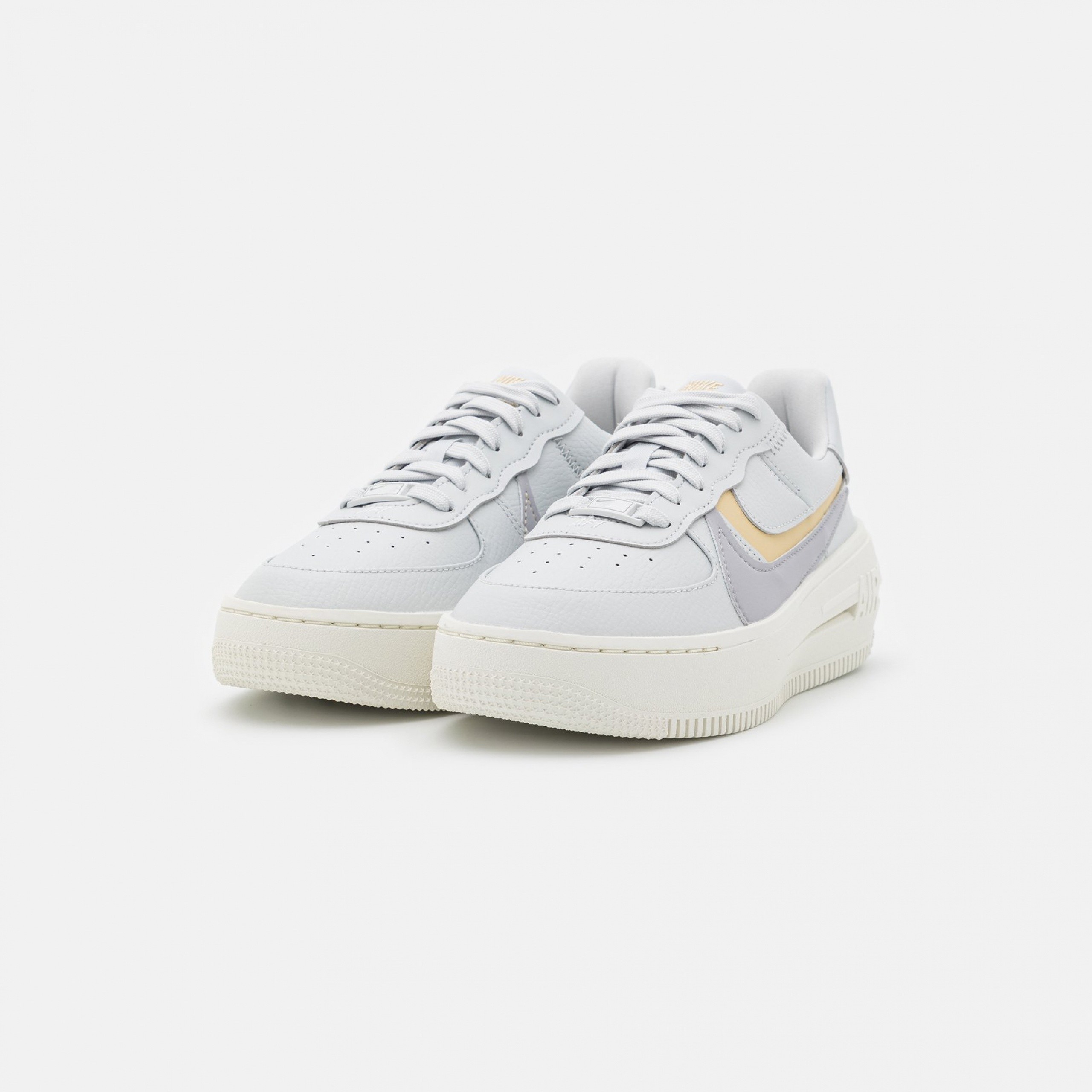 Фото № 2 с приближением к товару «‎Nike Af1 Plt.af.orm »