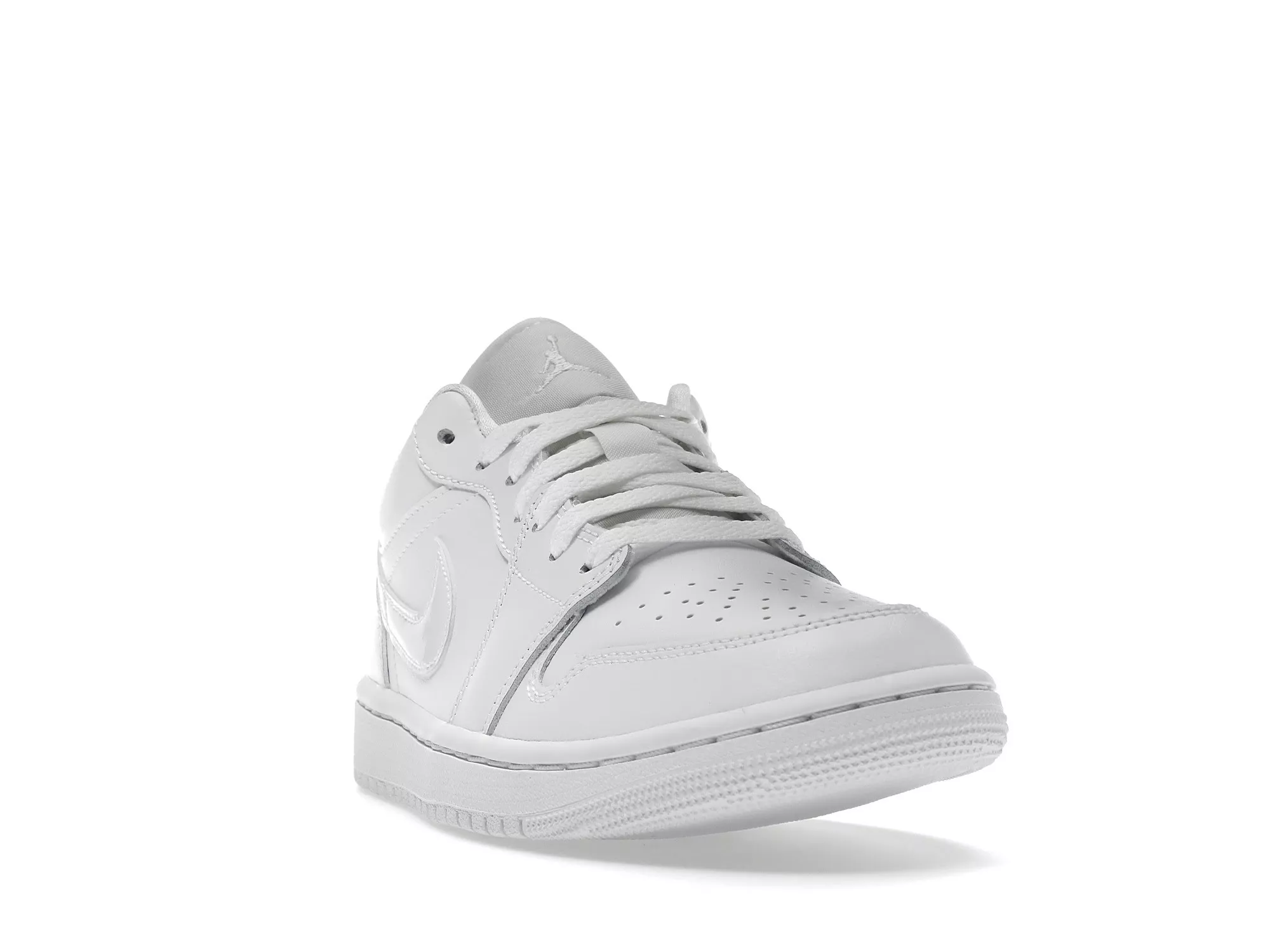 Фото № 6 с приближением к товару «‎Jordan 1 Low Triple White (2022) »