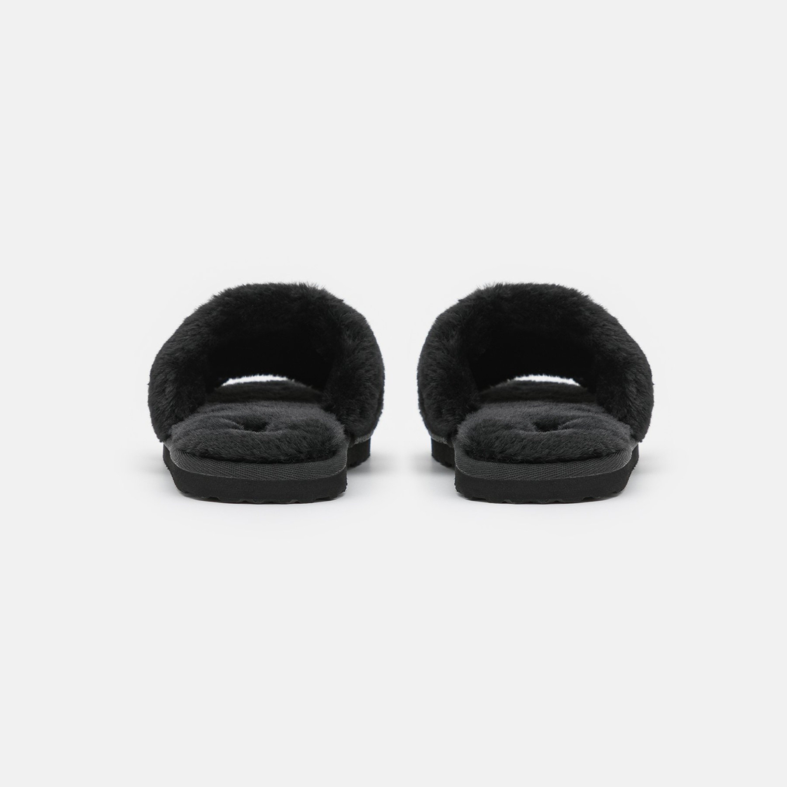 Фото № 4 с приближением к товару «‎Puma Fluff»