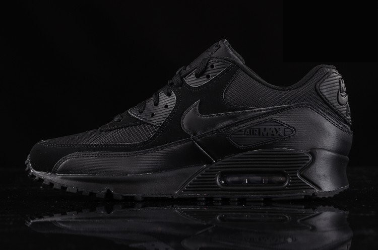 Фото № 2 с приближением к товару «‎Nike Air Max 90 Essential All »