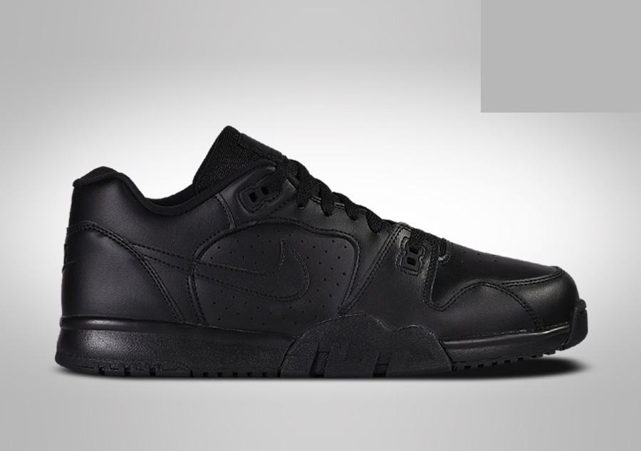 Фото № 1 с приближением к товару «‎Nike Air Cross Trainer Low 'Triple Black'»