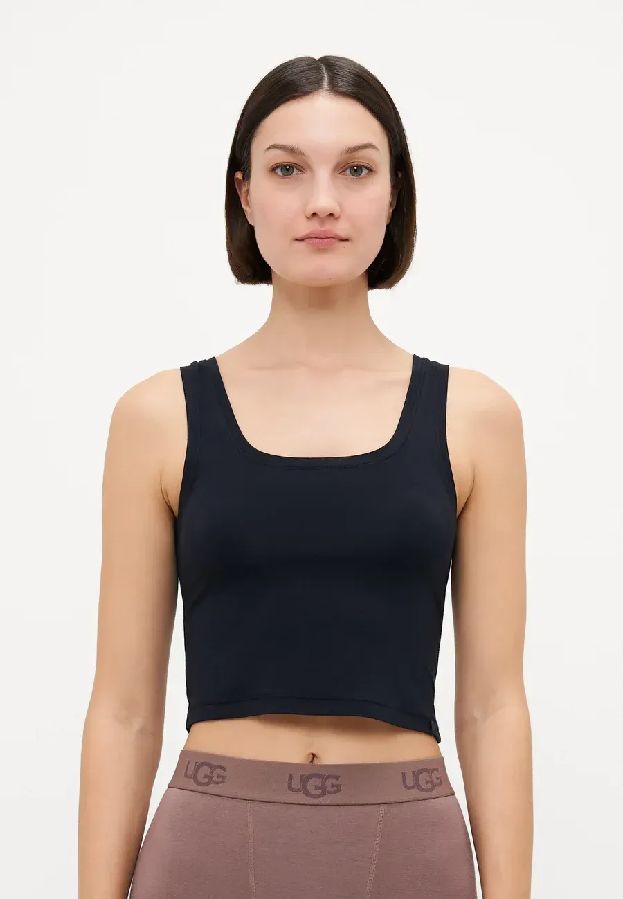 Фото № 1 с приближением к товару «‎ADRIANNE»