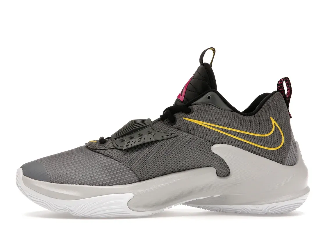 Фото № 3 с приближением к товару «‎Nike Zoom Freak 3 Low Battery»