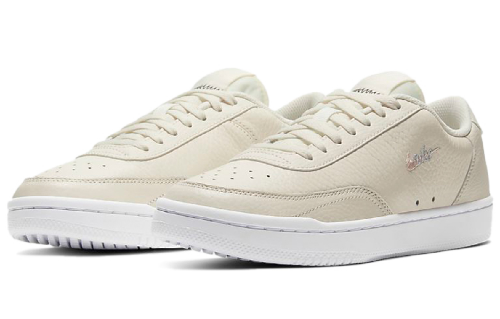 Фото № 3 с приближением к товару «‎Nike Court Vintage Premium Women»