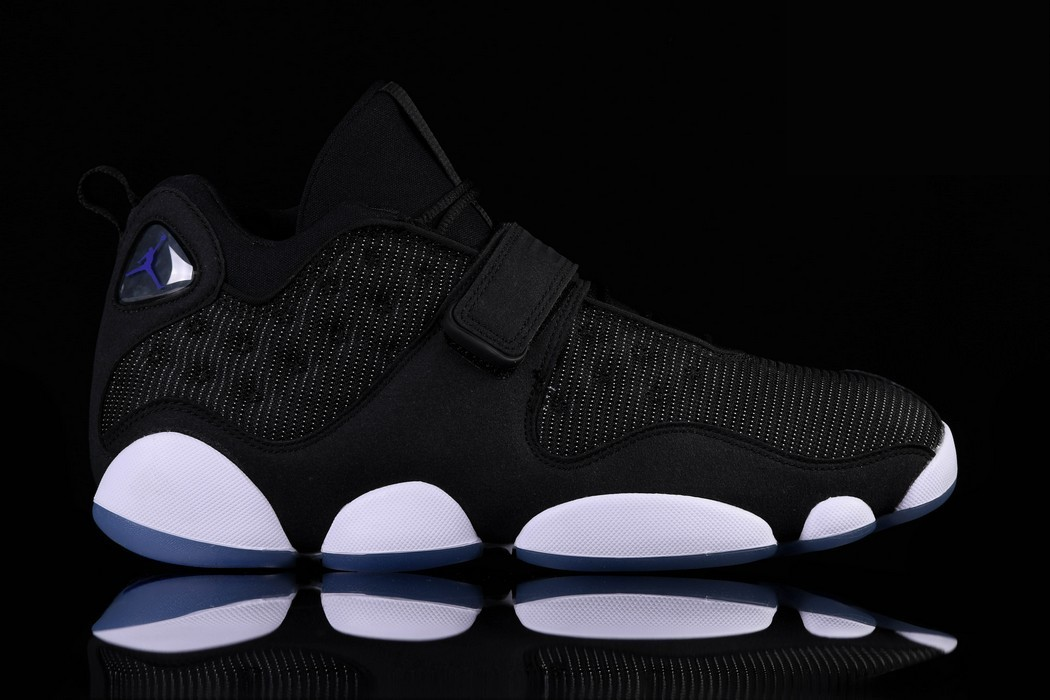 Фото № 1 с приближением к товару «‎Nike Air Jordan Cat Space Jam »