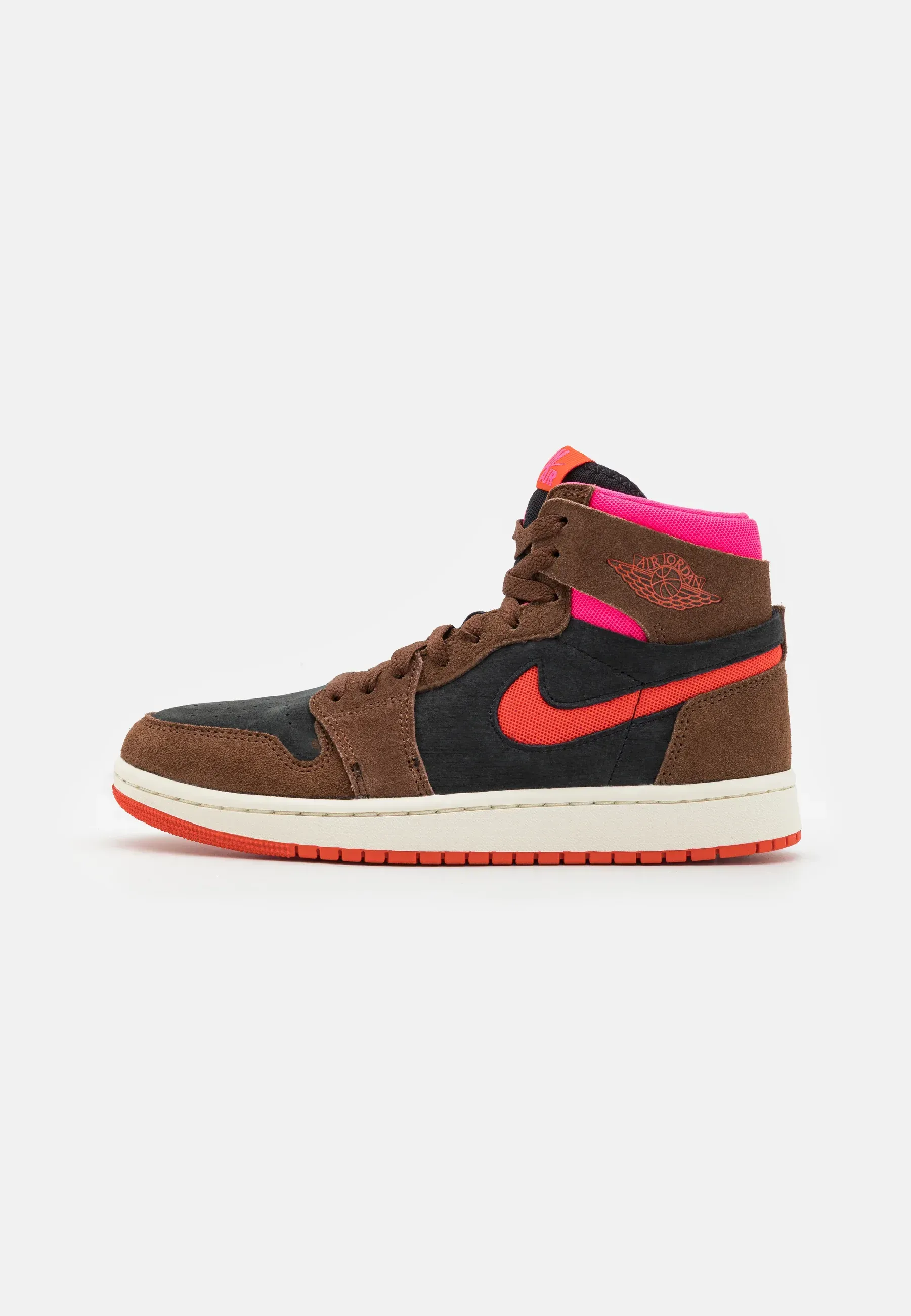 Фото № 1 с приближением к товару «‎AIR JORDAN 1 ZOOM CMFT»