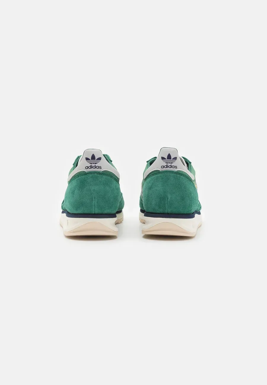Фото № 3 с приближением к товару «‎SL 72 RS UNISEX»