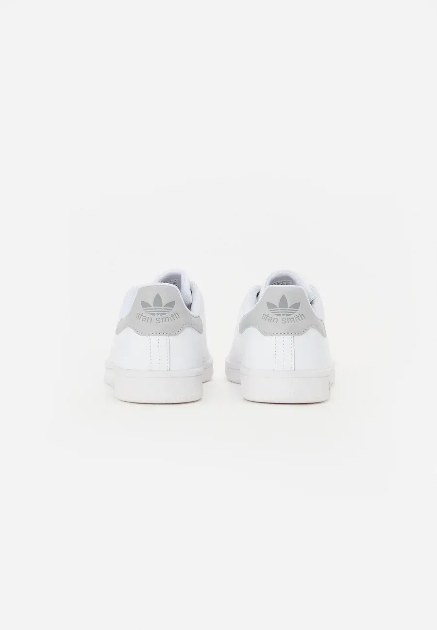 Фото № 3 с приближением к товару «‎STAN SMITH UNISEX»