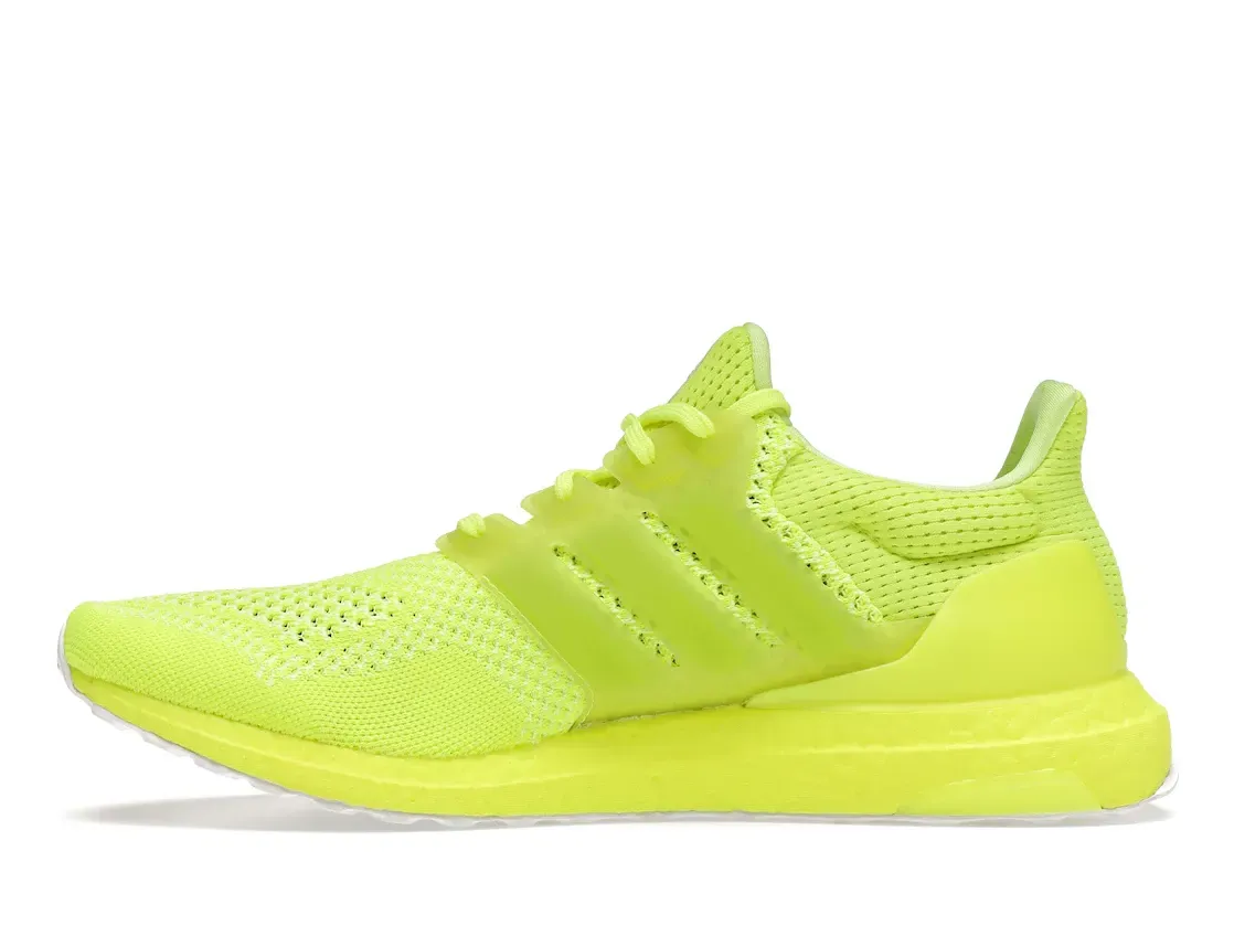 Фото № 3 с приближением к товару «‎adidas Ultra Boost 1.0 DNA Solar Yellow»