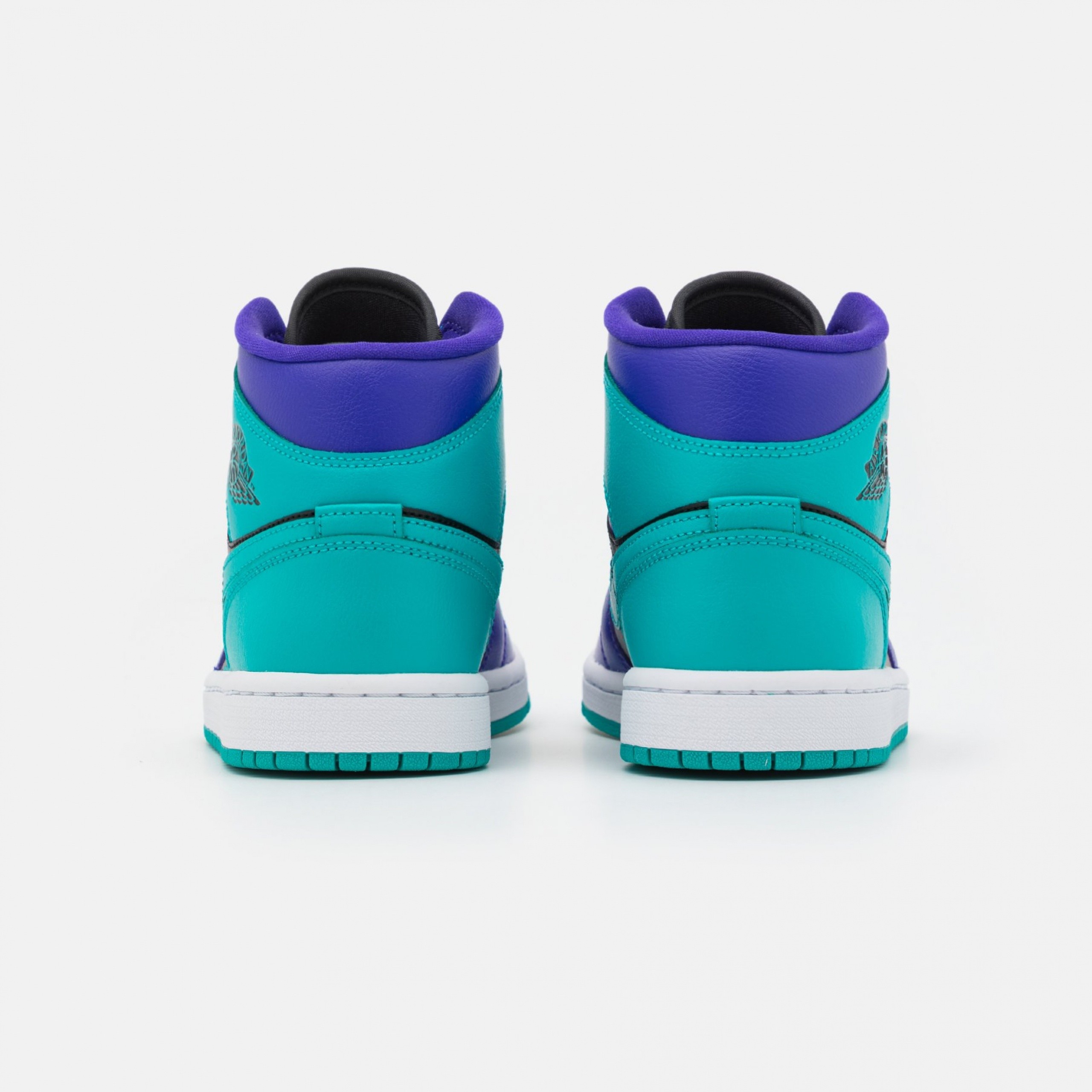 Фото № 3 с приближением к товару «‎Jordan Wmns Air 1 »