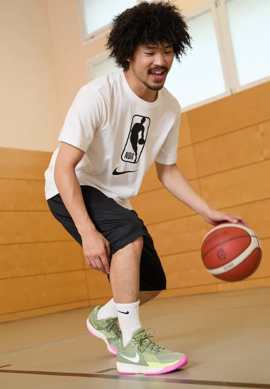 Фото № 3 с приближением к товару «‎G T CUT ACADEMY»