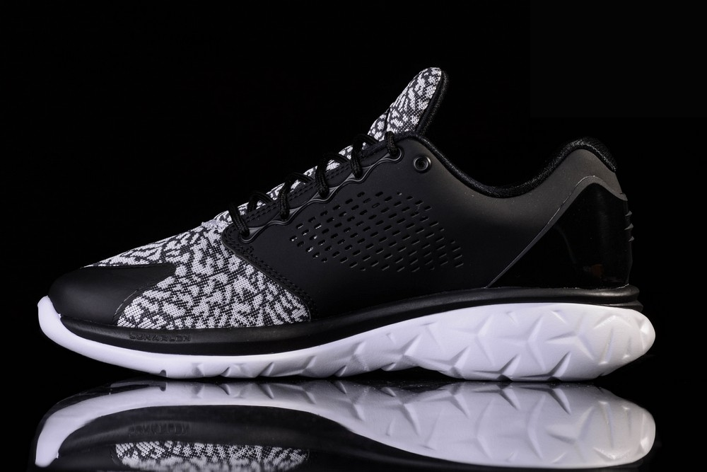 Фото № 2 с приближением к товару «‎Nike Air Jordan Trainer ST Oreo »