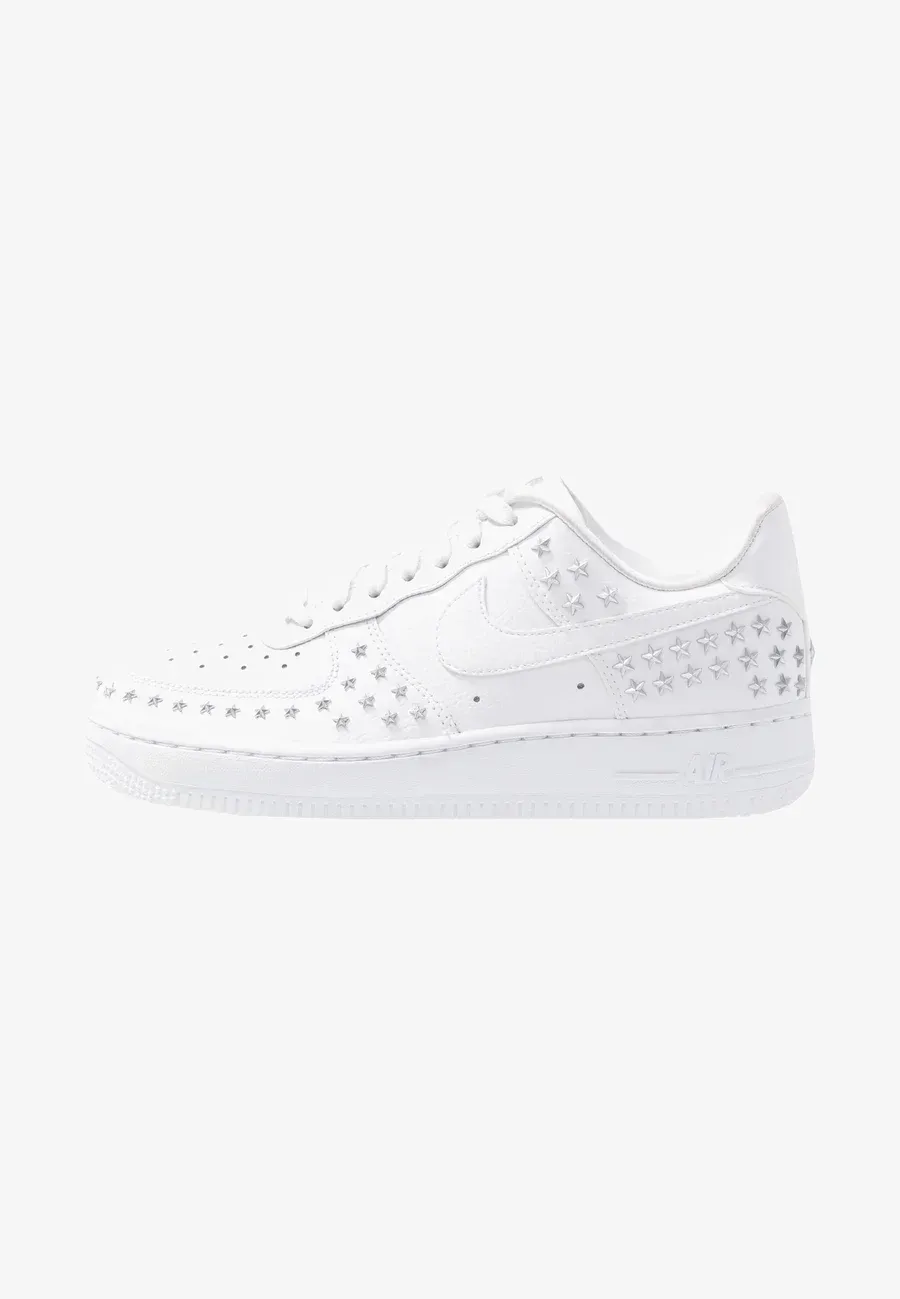 Фото № 2 с приближением к товару «‎AIR FORCE 1 '07 XX»