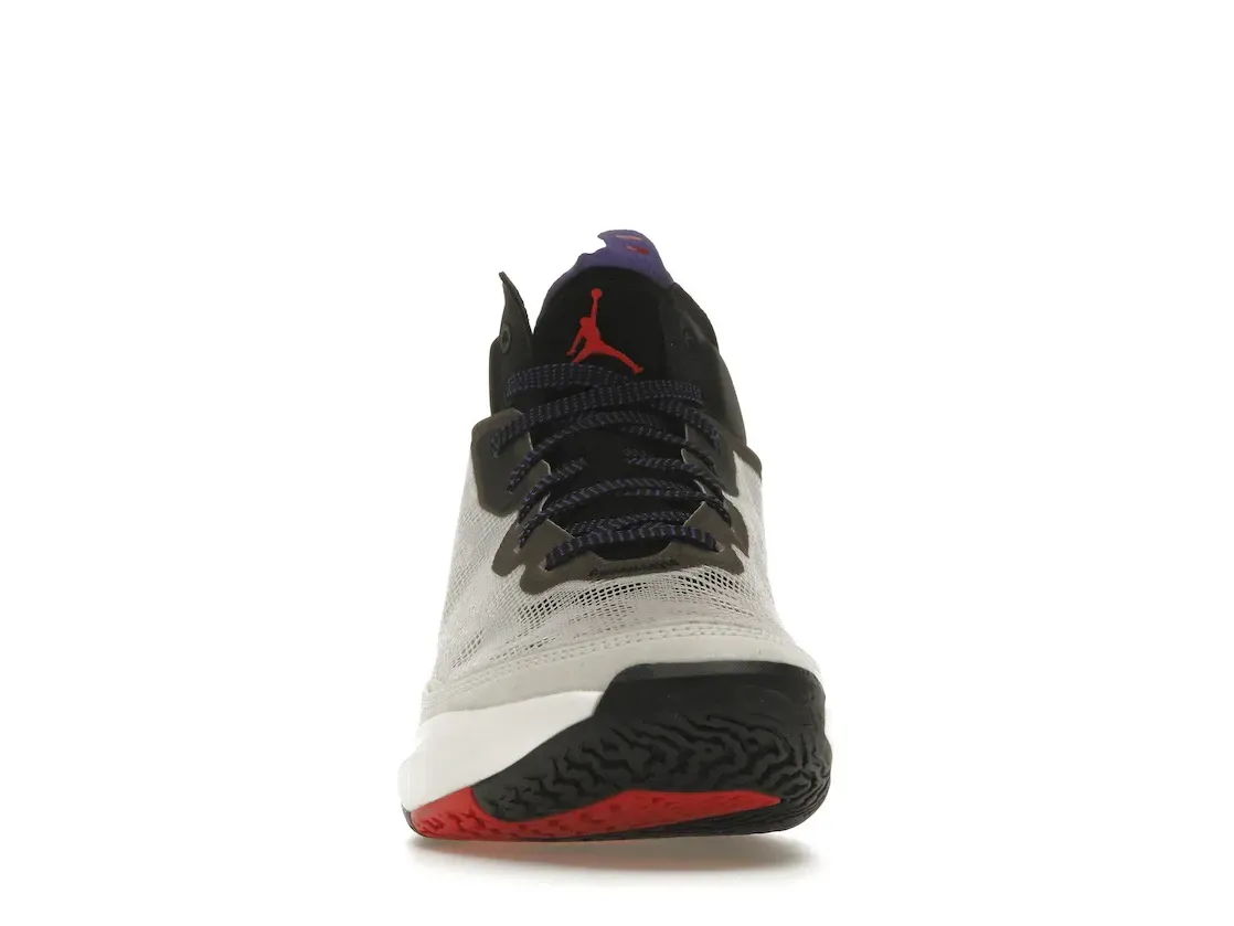 Фото № 2 с приближением к товару «‎Jordan 37 Light Bone Dark Concord»