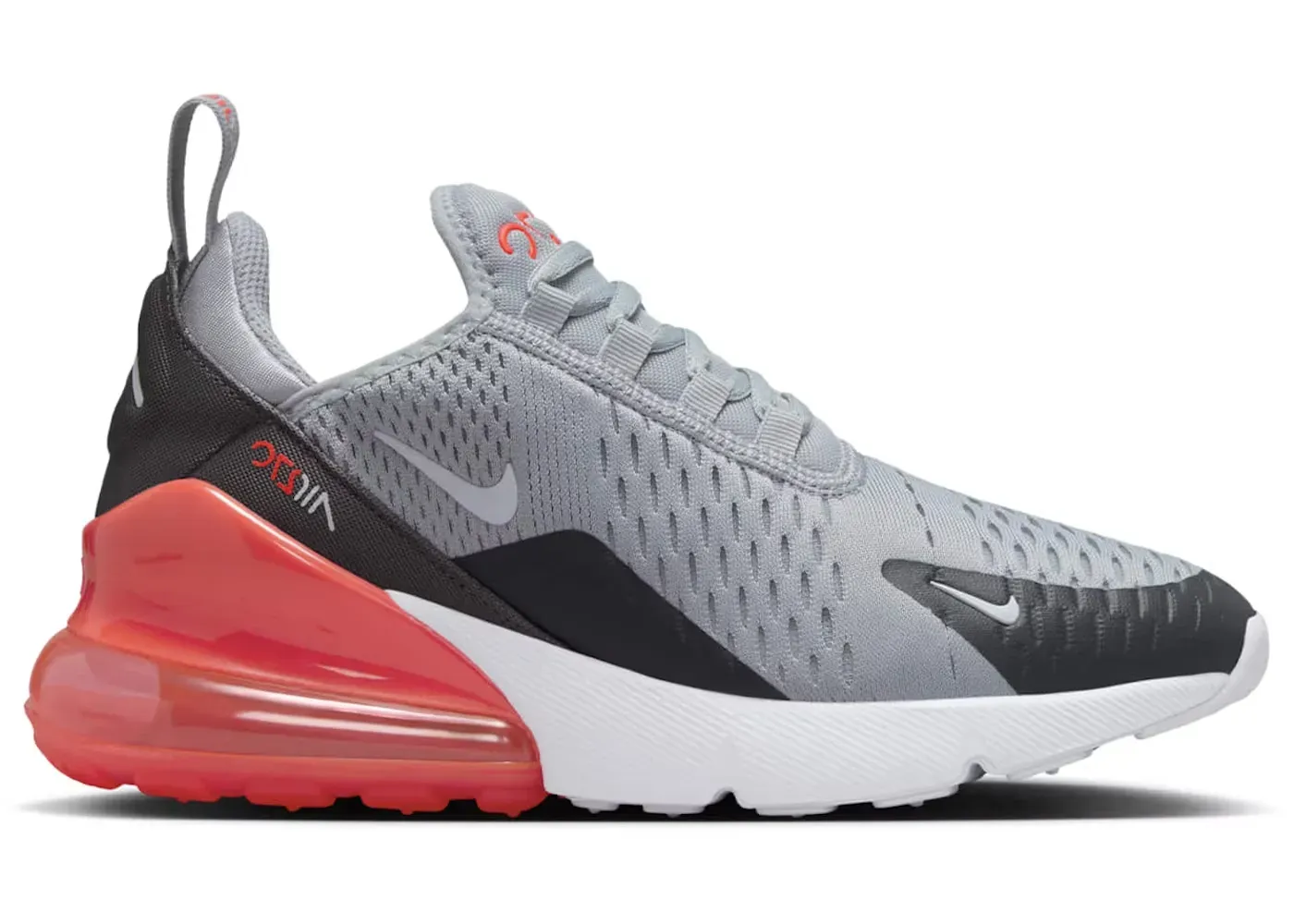 Фото № 1 с приближением к товару «‎Nike Air Max 270»