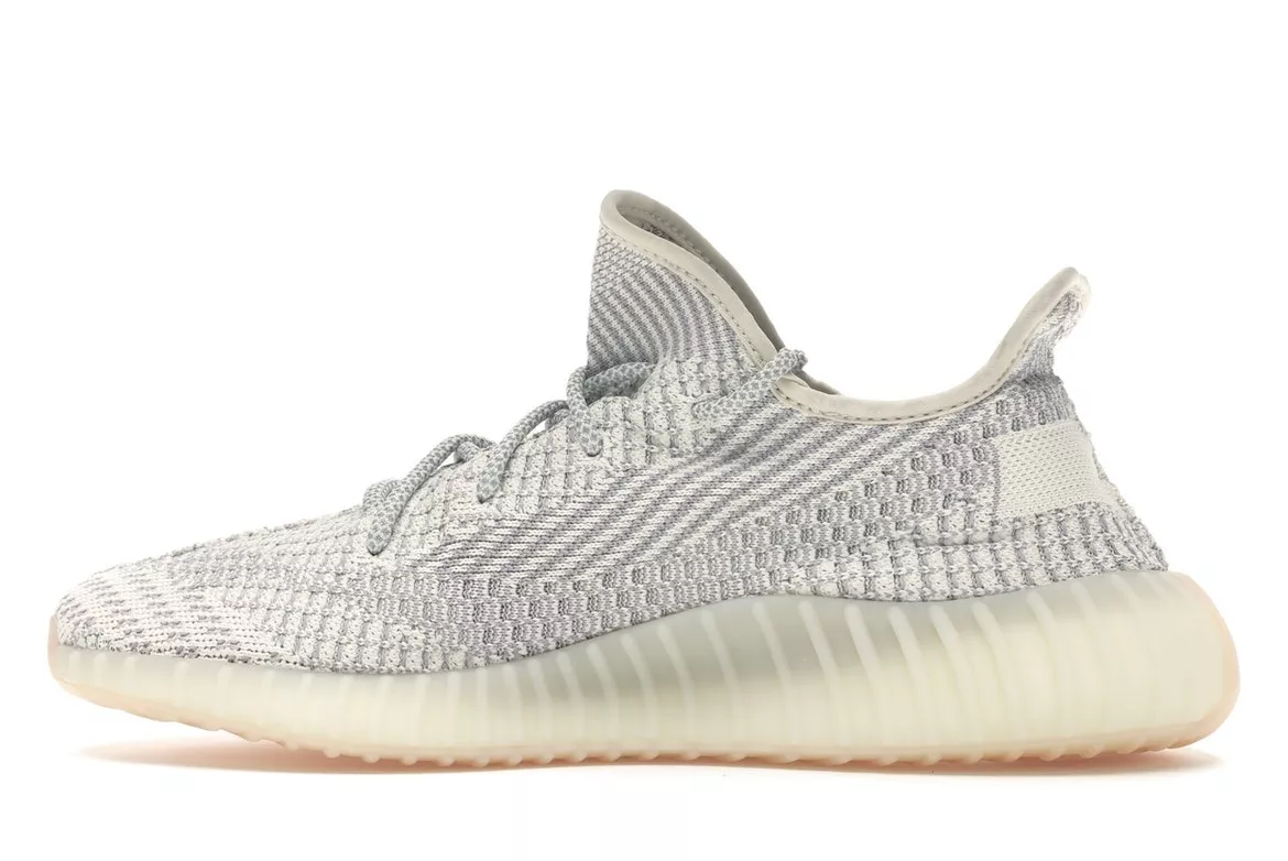 Фото № 4 с приближением к товару «‎adidas Yeezy Boost 350 V2 Lundmark (Non Reflective)»