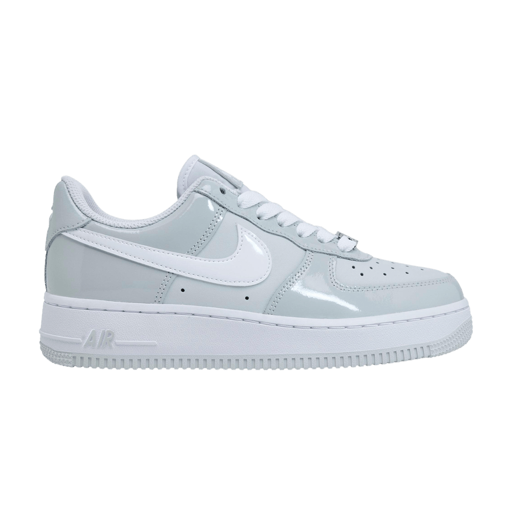 Nike Women's Air Force 1 07 SE Patent Grey Fog