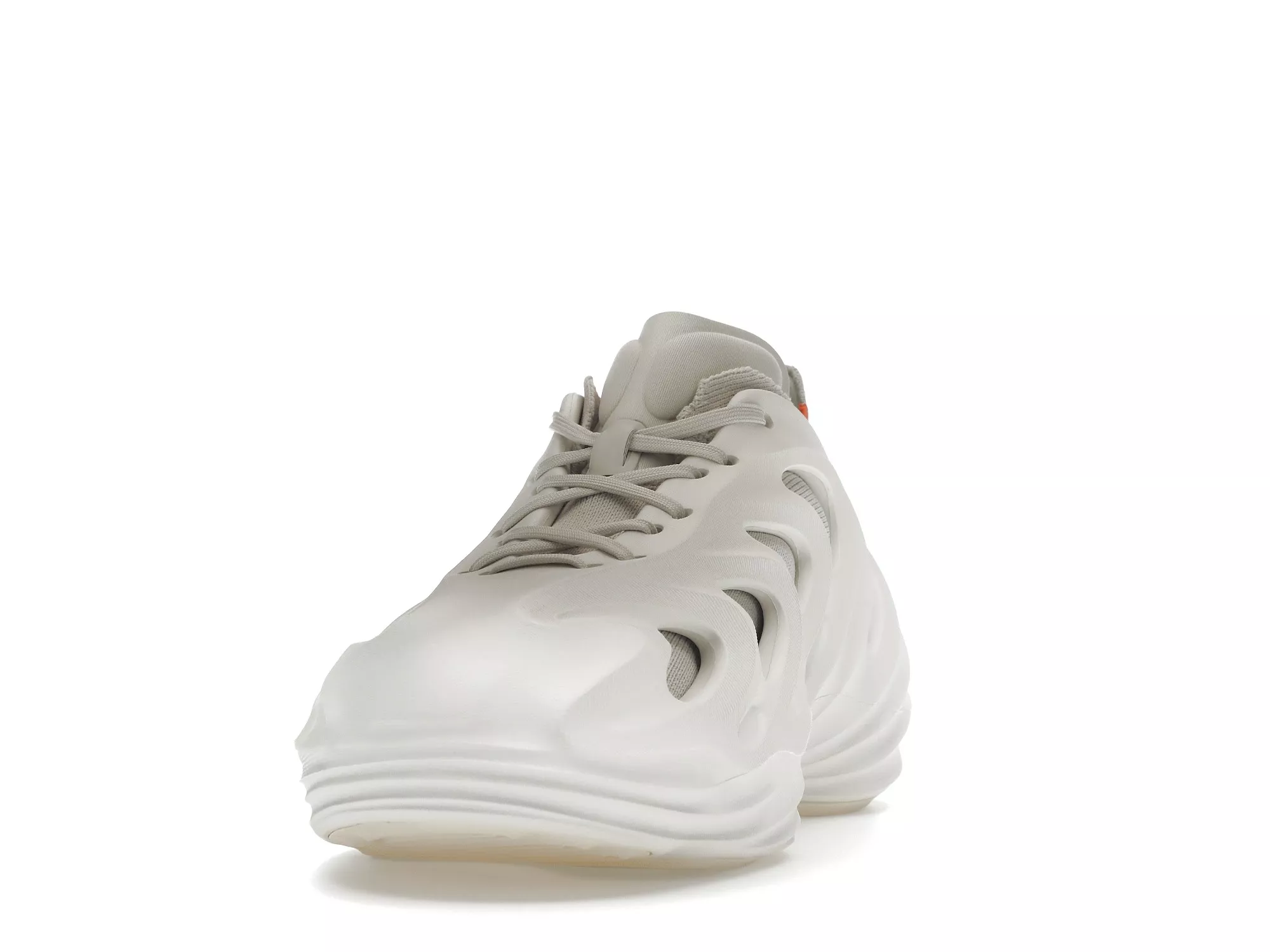 Фото № 2 с приближением к товару «‎adidas adiFOM Q Off White»