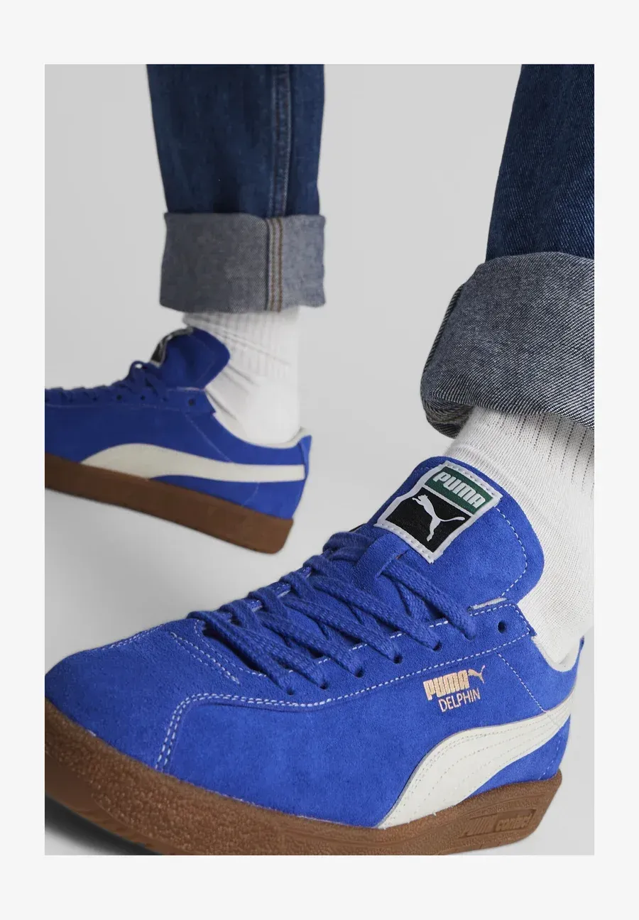 Фото № 1 с приближением к товару «‎DELPHIN»