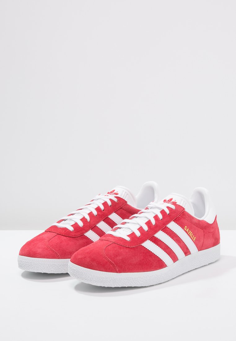 Фото № 3 с приближением к товару «‎Adidas Gazelle »