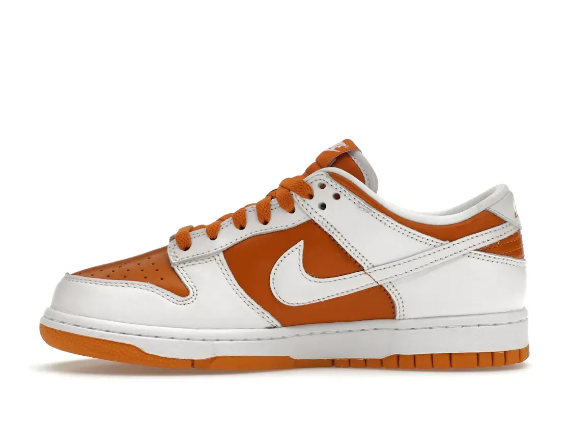 Фото № 3 с приближением к товару «‎Nike Dunk Low QS CO.JP Reverse Curry (2024)»