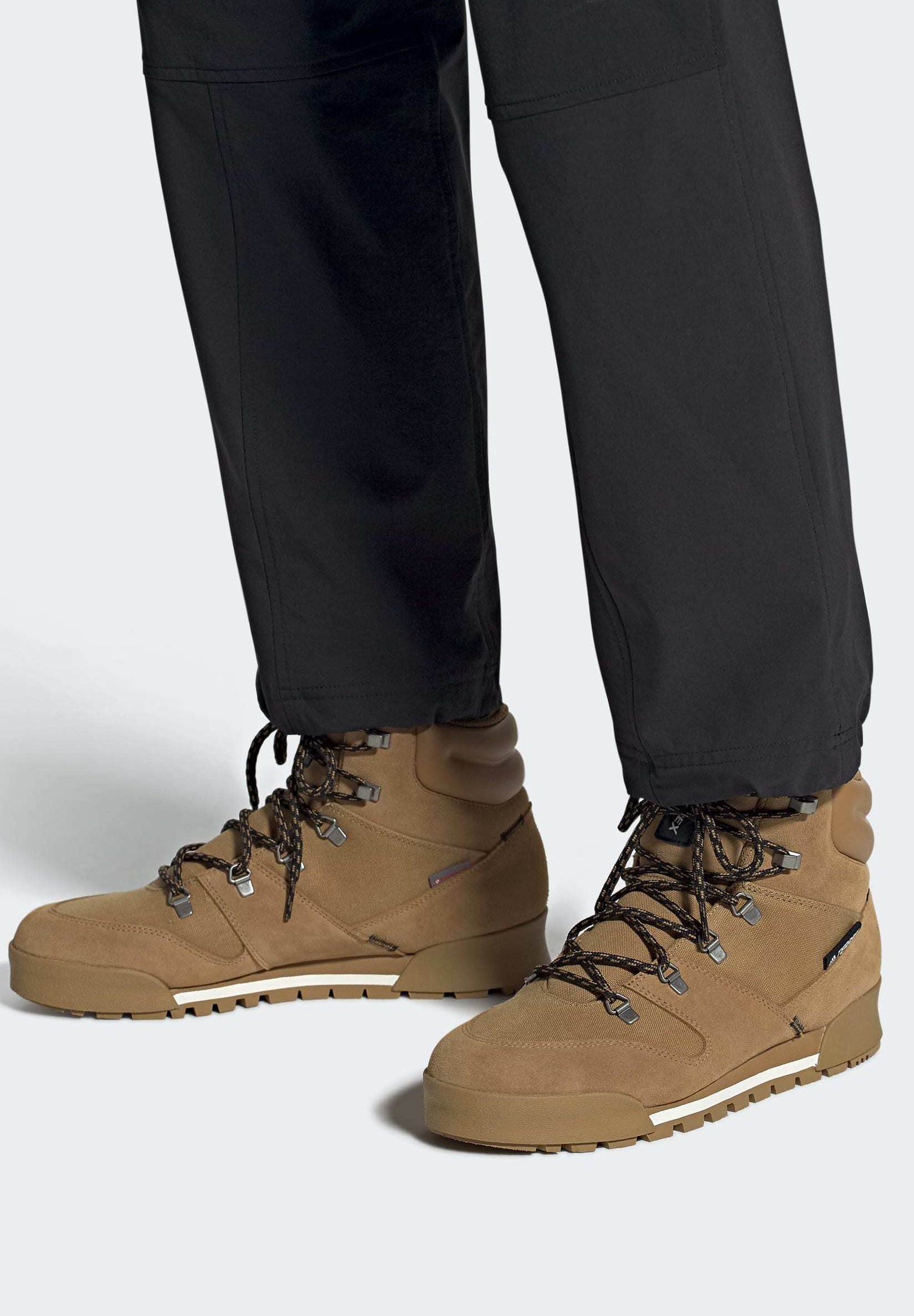 Фото № 2 с приближением к товару «‎Adidas Terrex Snowpitch Cold.rdy»