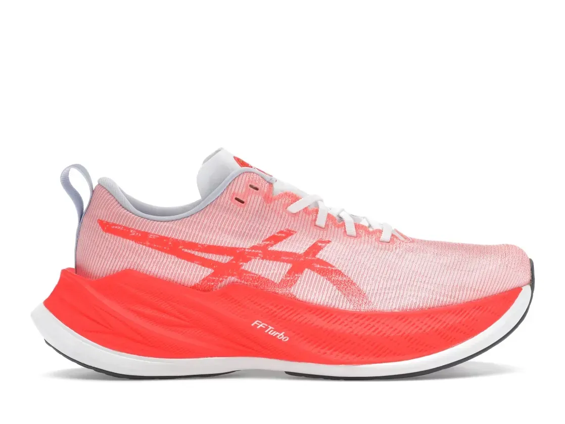 Фото № 1 с приближением к товару «‎ASICS Superblast»