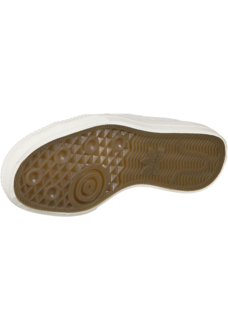 Фото № 3 с приближением к товару «‎Adidas Nizza RF »