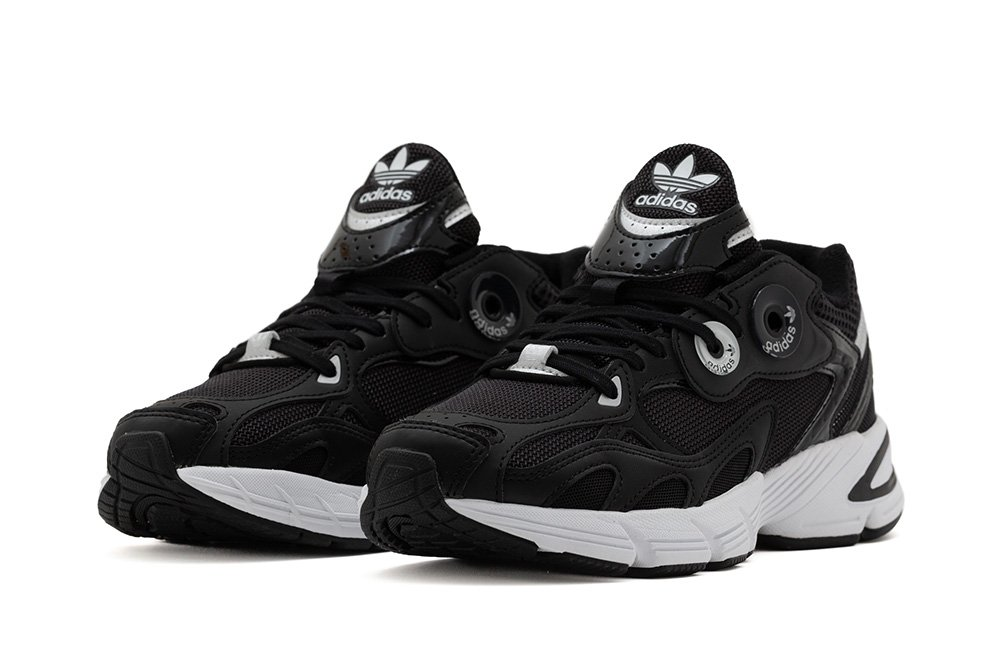 Фото № 3 с приближением к товару «‎ adidas originals Astir Running shoes»