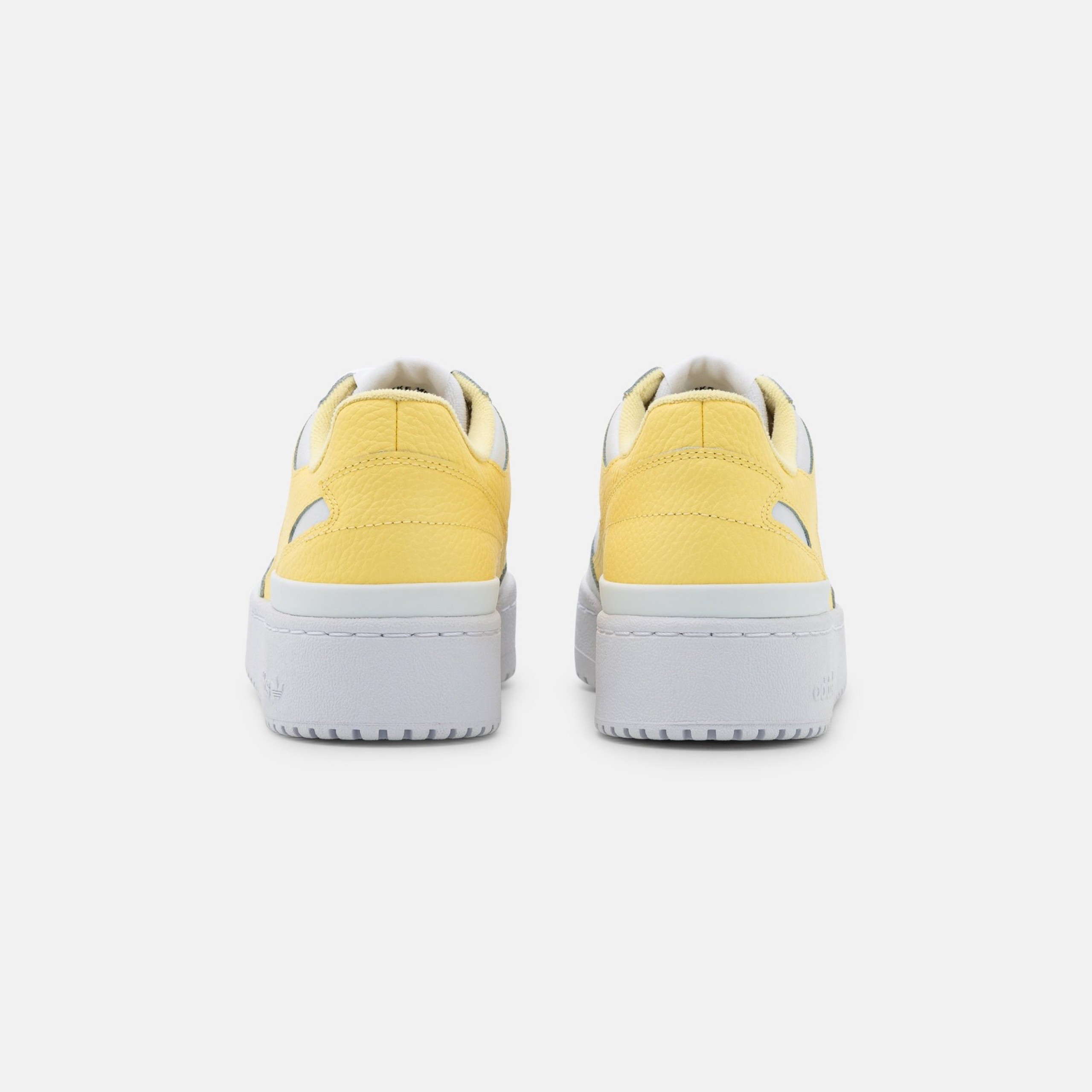 Фото № 4 с приближением к товару «‎Adidas Forum Bold »