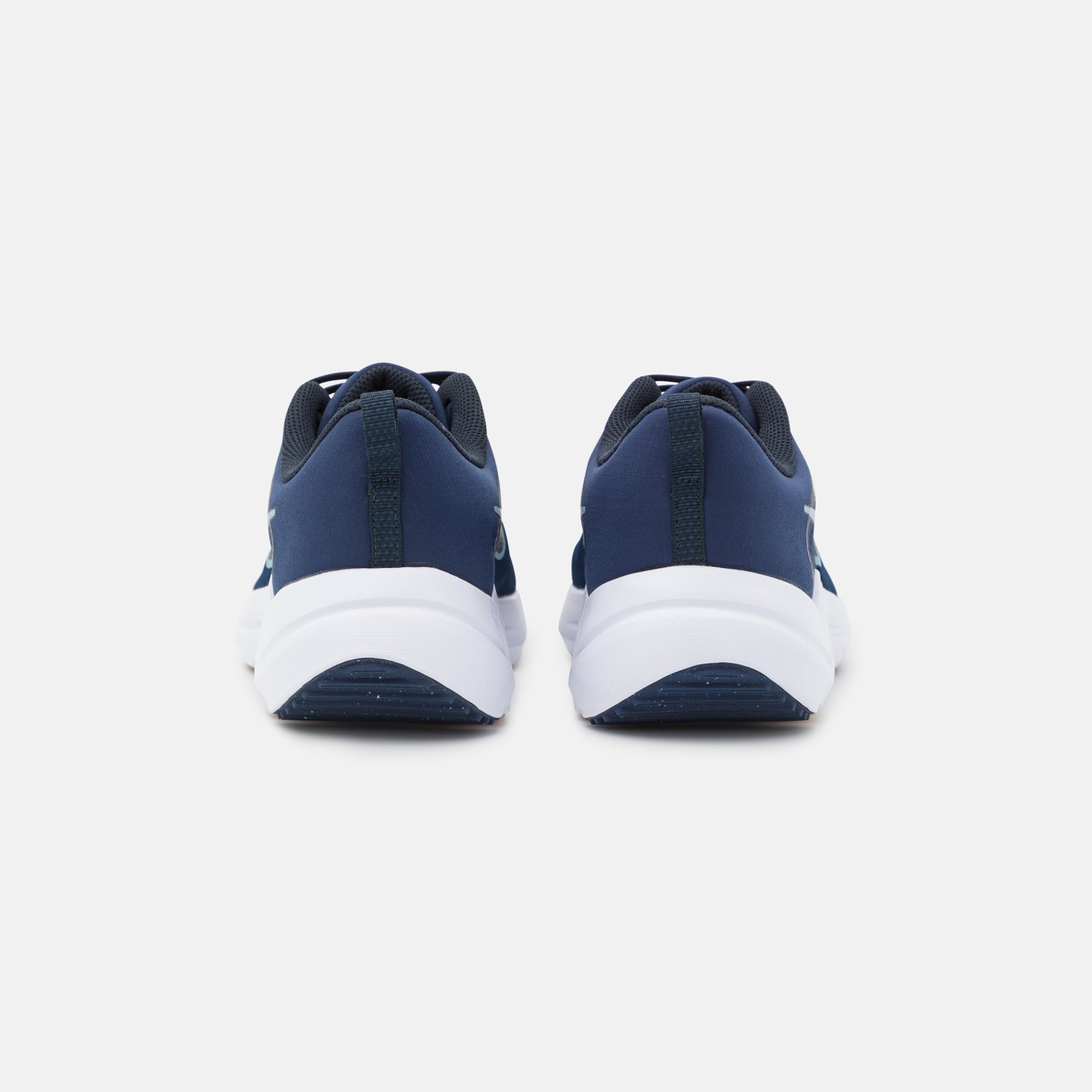 Фото № 3 с приближением к товару «‎Nike Downshifter 12 »