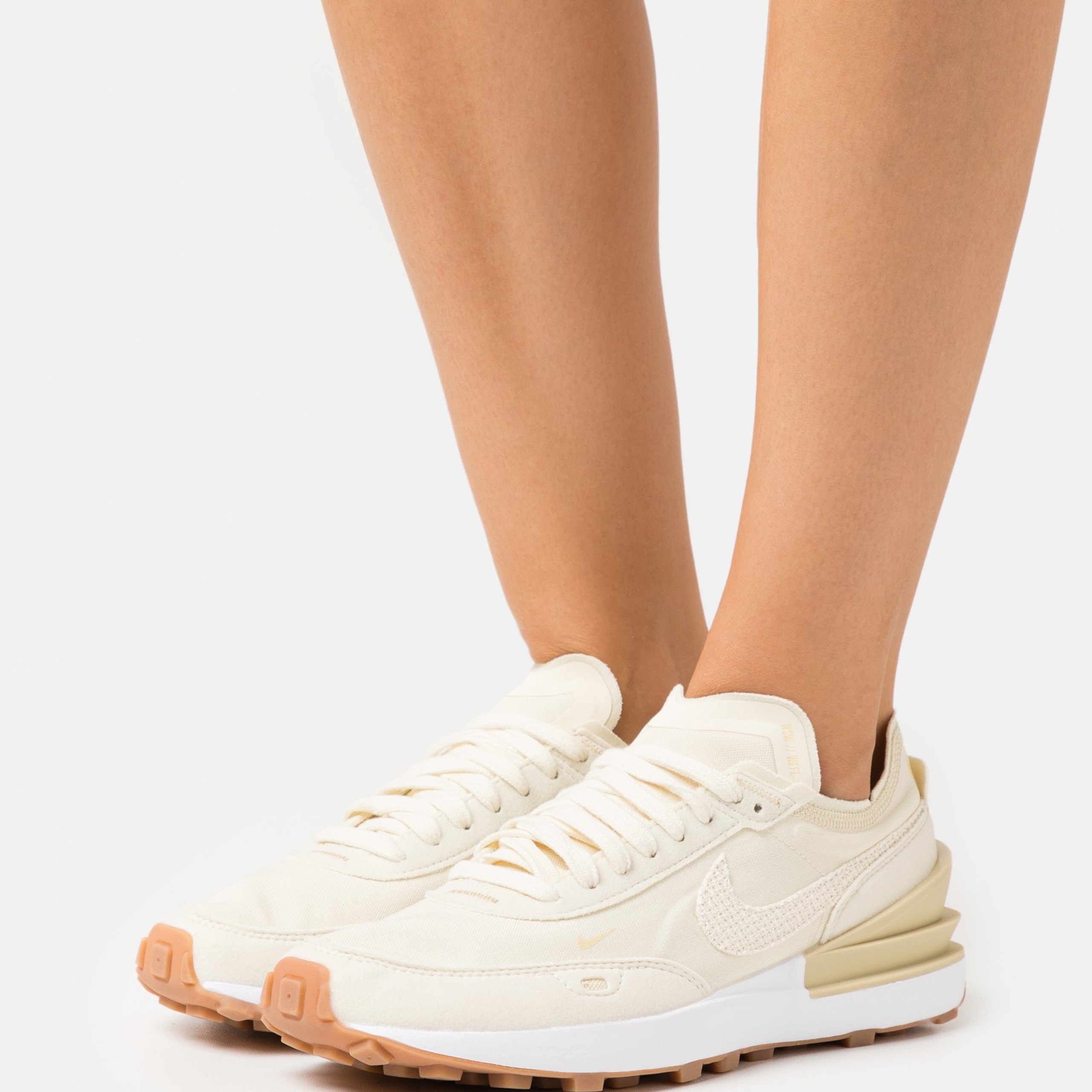 Фото № 2 с приближением к товару «‎Nike W Waffle One Ess »