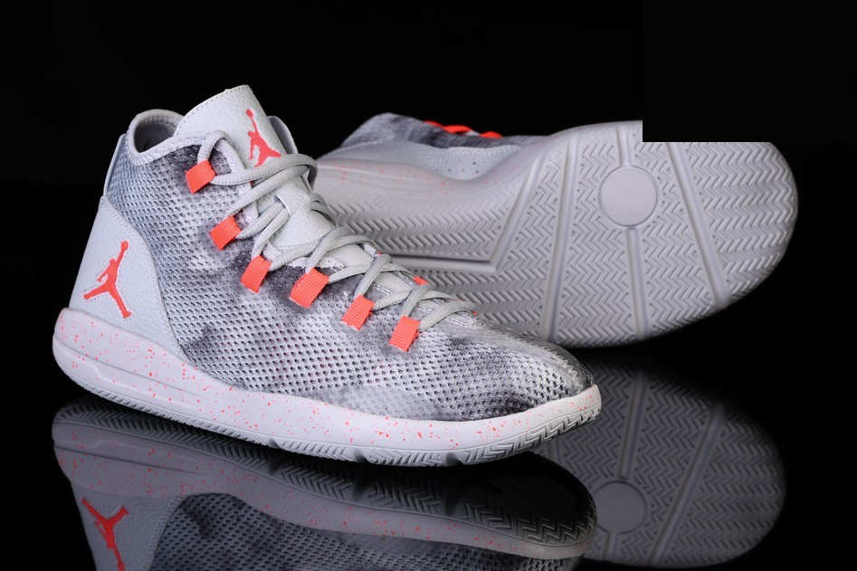 Фото № 4 с приближением к товару «‎Nike Air Jordan Reveal Premium Wolf »