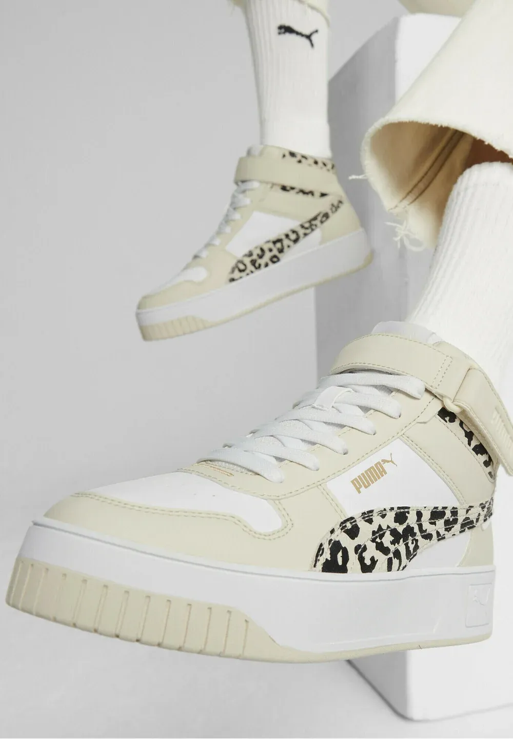 Фото № 2 с приближением к товару «‎CARINA STREET MID»