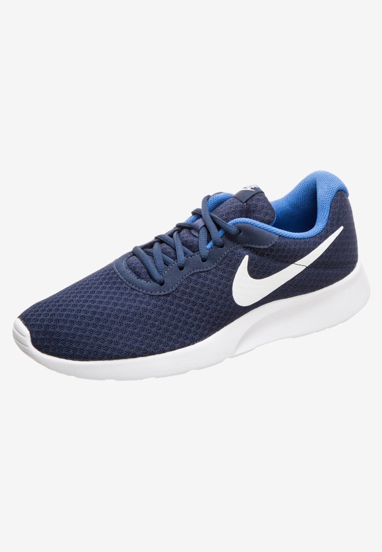 Фото № 3 с приближением к товару «‎Nike Herren »